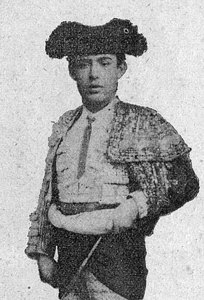 ANTONIO LOBO ESCOBAR "LOBITO CHICO "