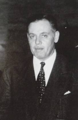 ANACÁRSIS  "CARCHO"  PERALTA