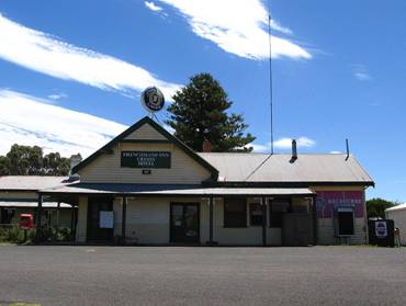 MUERTO POR TORO  EN  CRESSY, AUSTRALIA           1924  -  2001